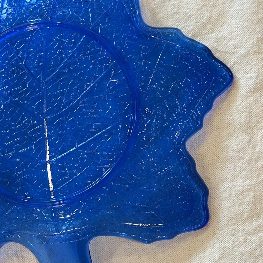 Blue Glass Leaf Plate